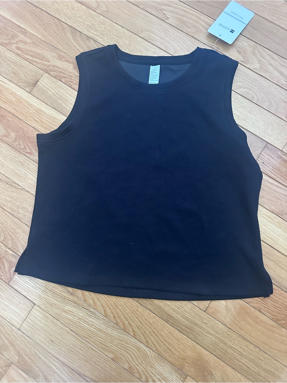 Sleeveless Black Cropped Tank Top Size Small